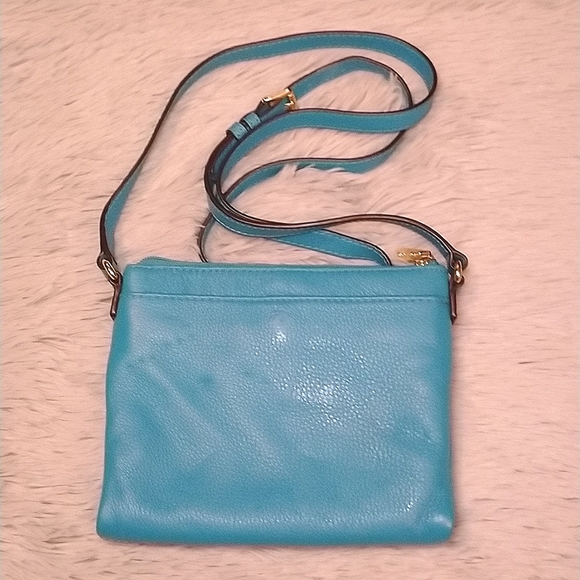 GUC Michael Kors Summer Blue Crossbody Bag - Picture 3 of 15